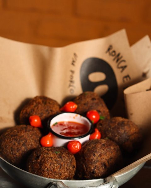 Bolinho de Feijoada